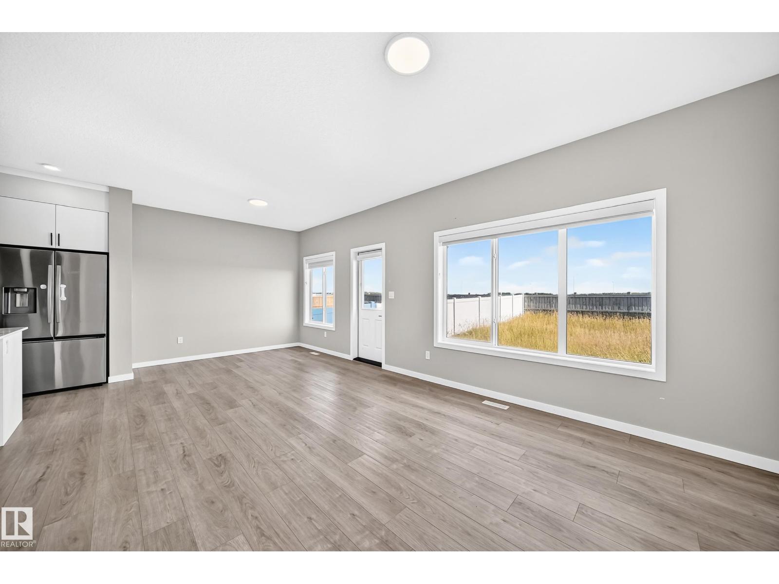 7056 182 AV NW - Image 17