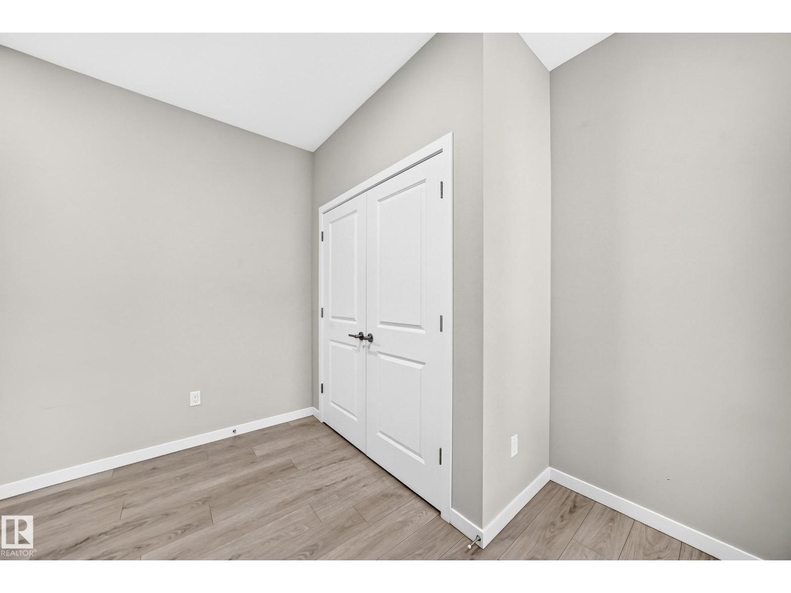 7056 182 AV NW - Image 26