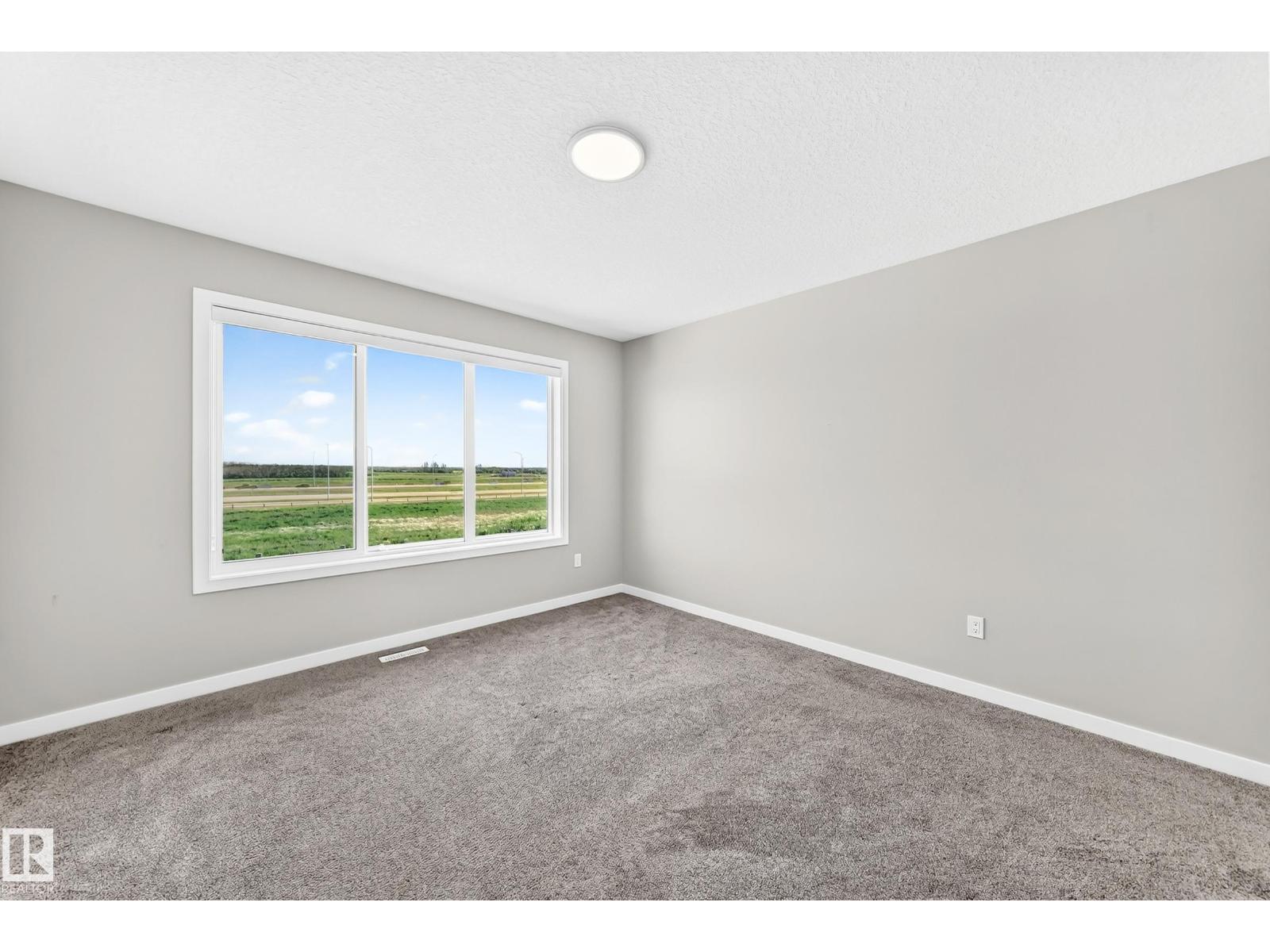7056 182 AV NW - Image 28
