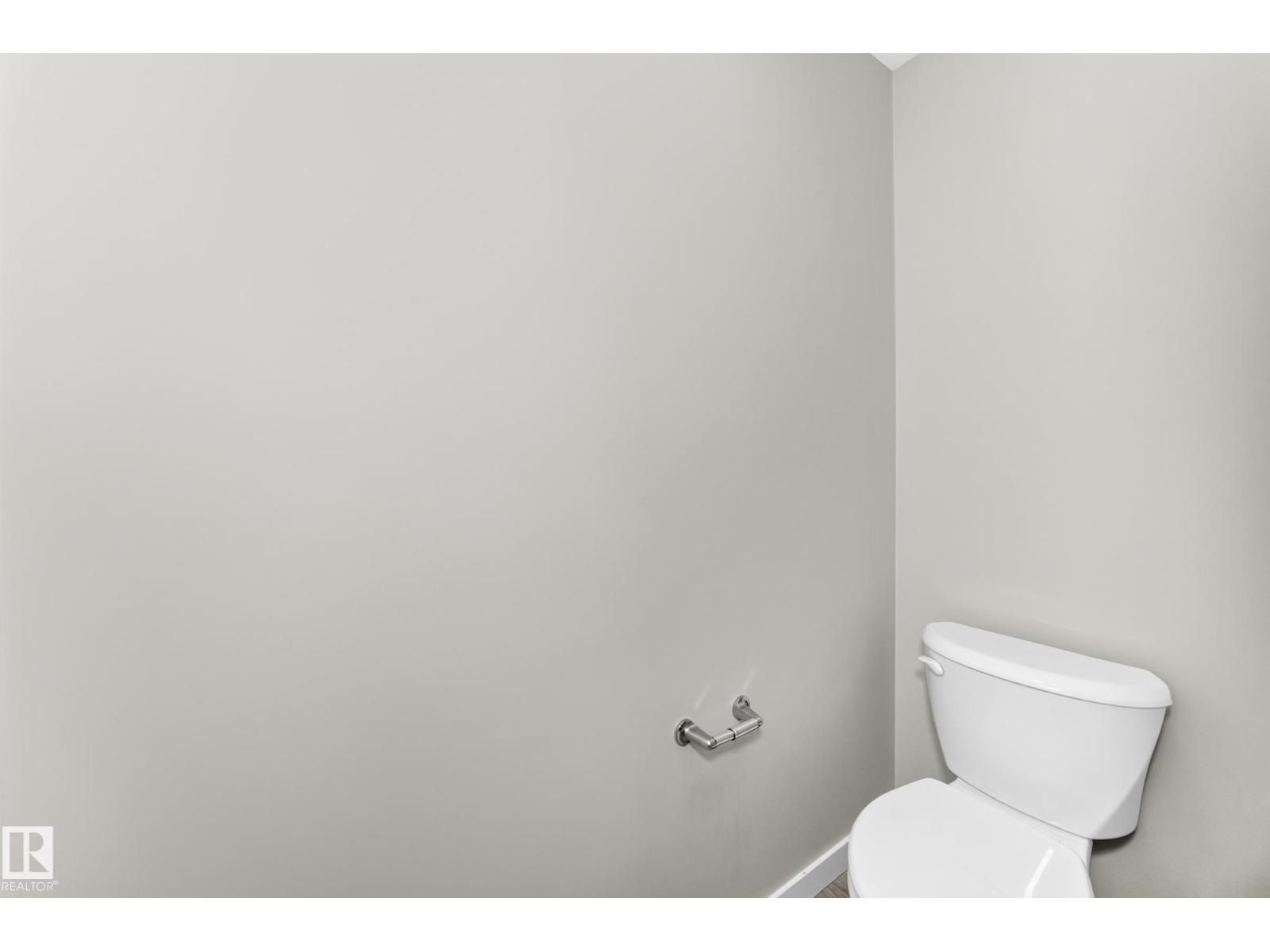 7056 182 AV NW - 34