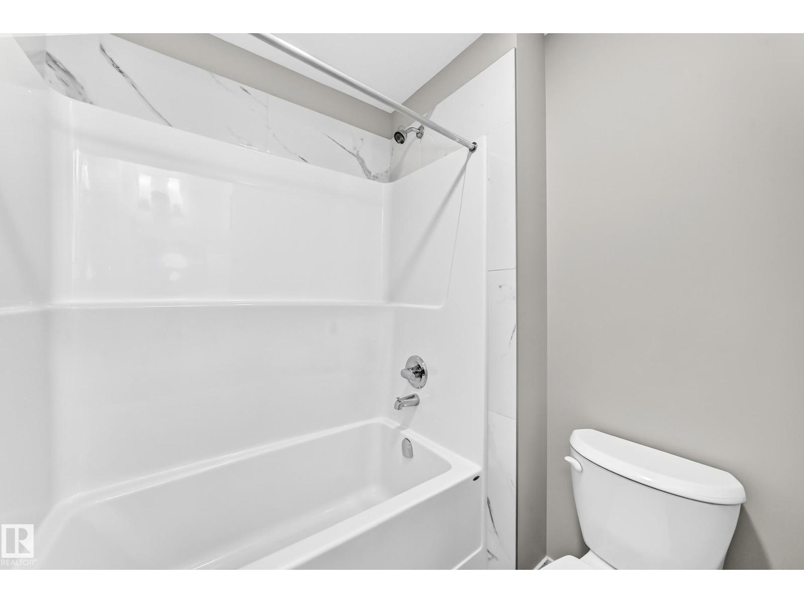 7056 182 AV NW - Image 44