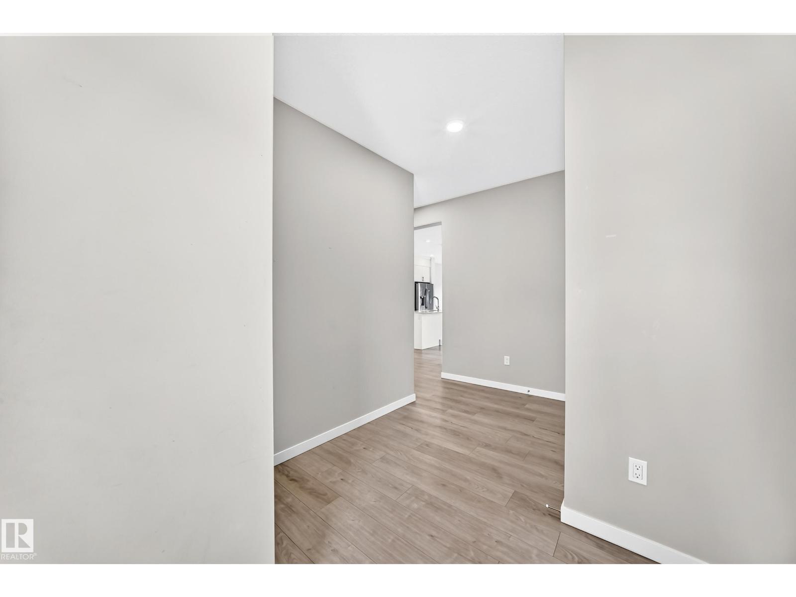7056 182 AV NW - 6