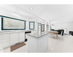 209 Carmichael Cl Nw, Edmonton, AB T6R2K6 Photo 17