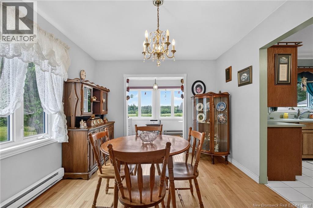 47 Mollins Road - 12
