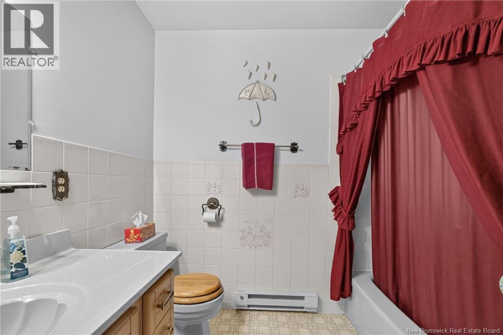 47 Mollins Road - 19