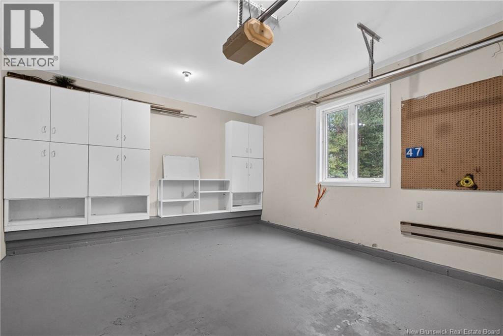 47 Mollins Road - 44