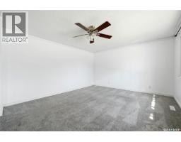 Bedroom - 1410 4th Avenue N, Regina, SK S4R0T1 Photo 6