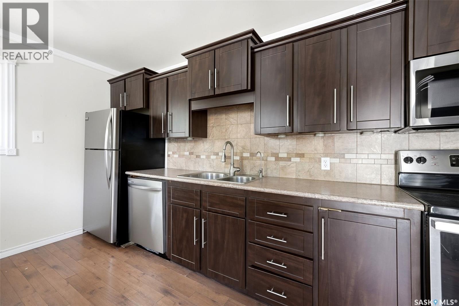 1410 4th AVENUE N - Image 8
