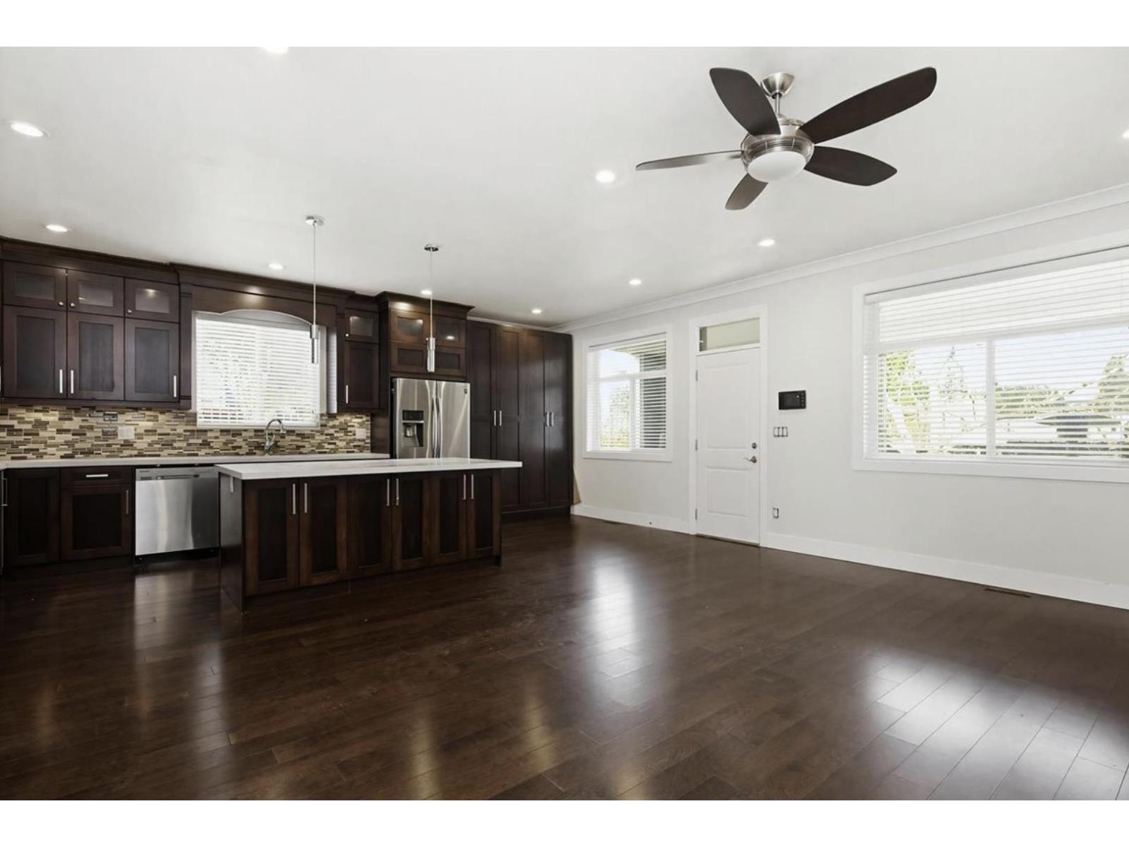 32141 HILLCREST AVENUE, Mission