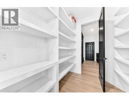 Bedroom - 79 Sundown Way, Cochrane, AB T4C0H4 Photo 10