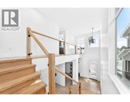 4pc Bathroom - 79 Sundown Way, Cochrane, AB T4C0H4 Photo 14