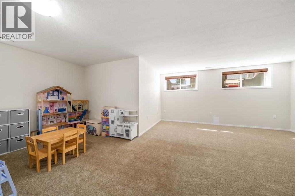 2448 7 Avenue NE - Image 25