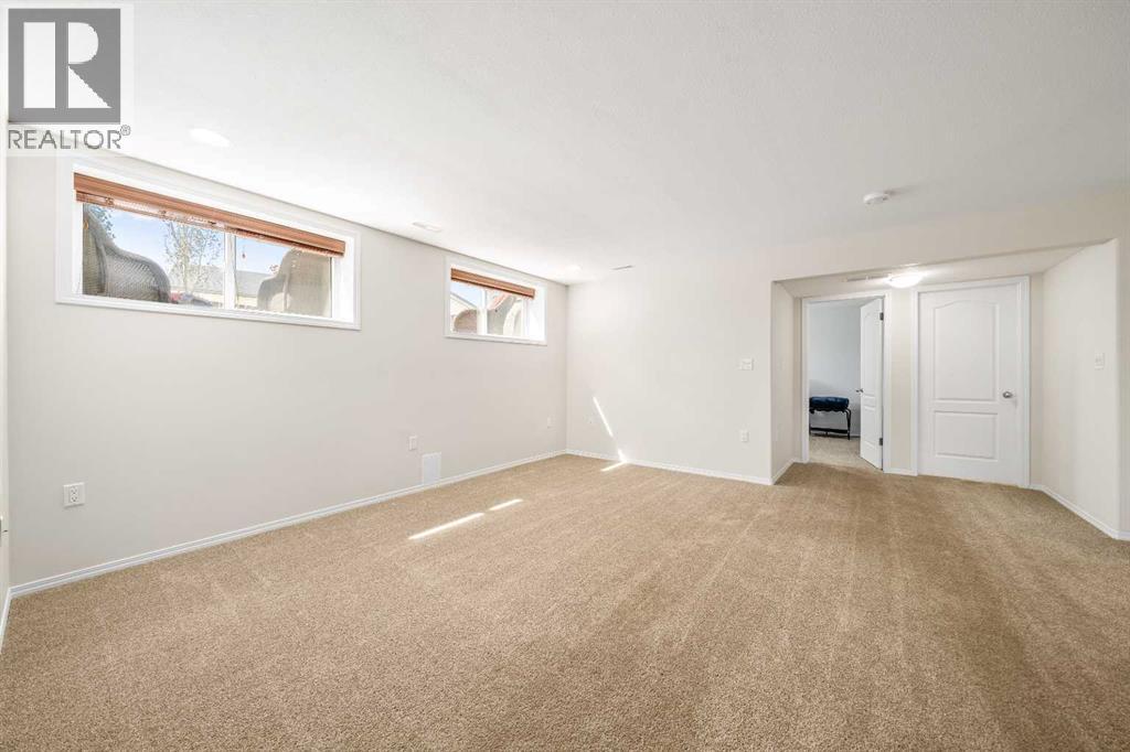2448 7 Avenue NE - 27
