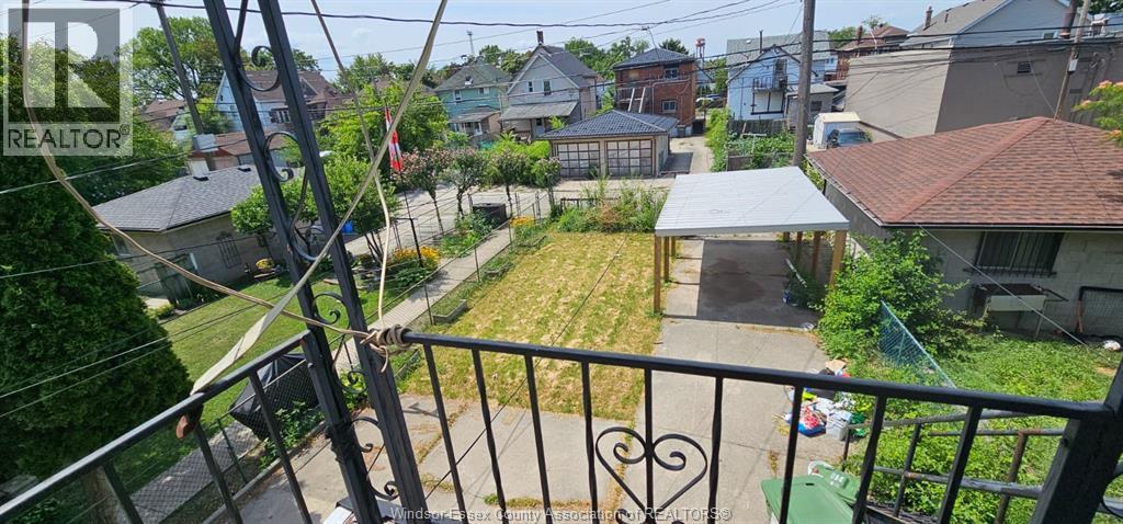 #UPPER 693 BRUCE Avenue, Windsor, Ontario, N9A4X3, Windsor, Ontario — photo 5 of 5