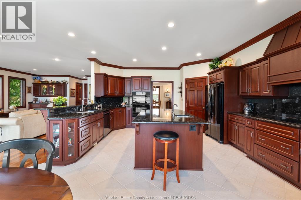 1360 Windermere PLACE - 11