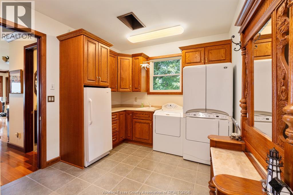 1360 Windermere PLACE - Image 16