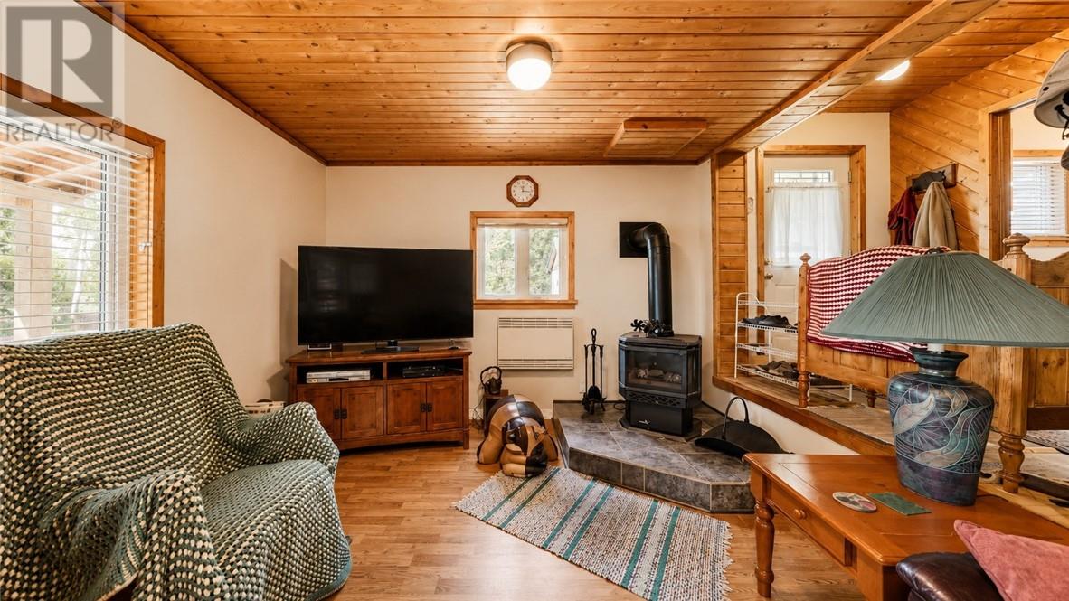 27 Peacock Trail - Image 51