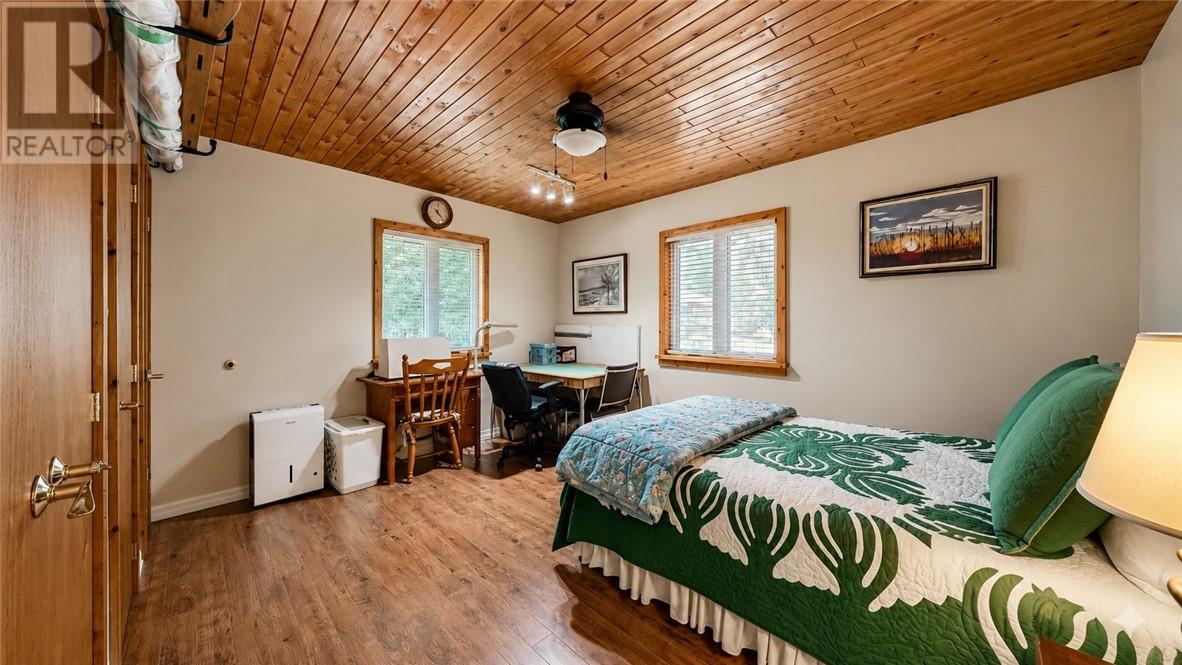 27 Peacock Trail - 70