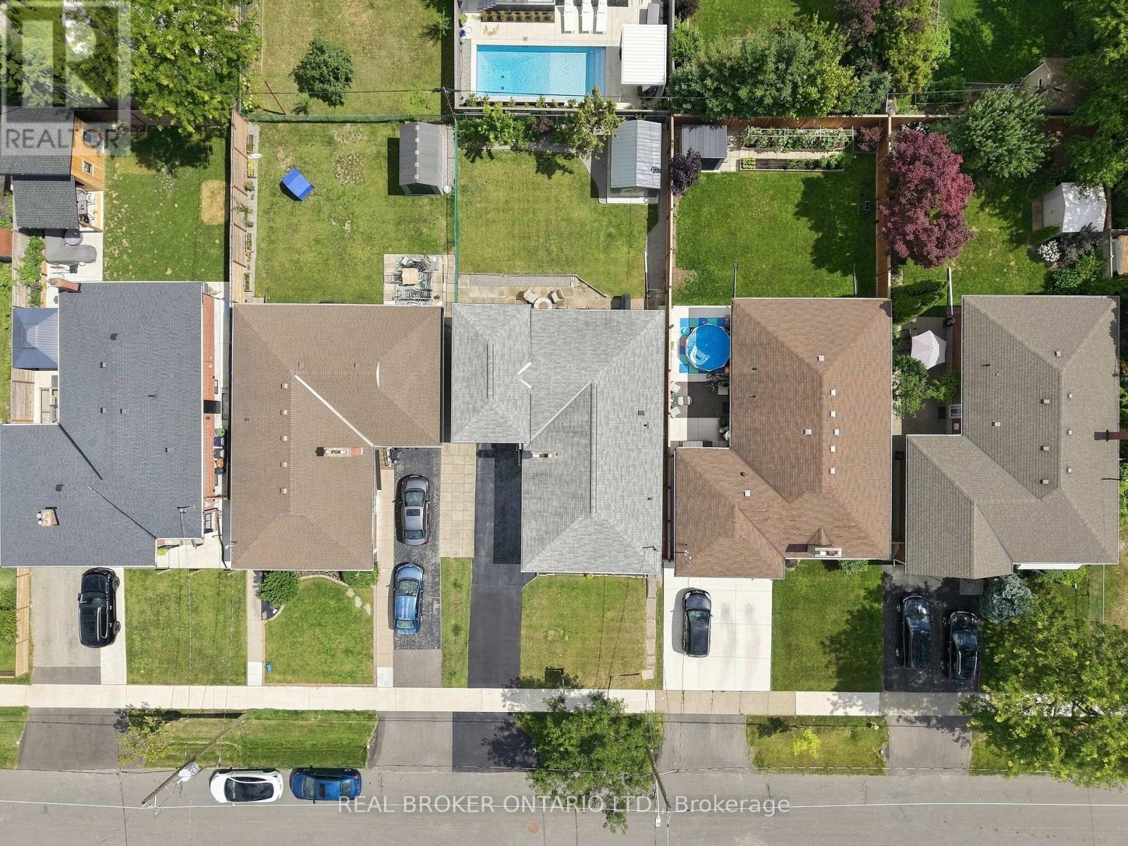 7 ALLISON DRIVE - 42