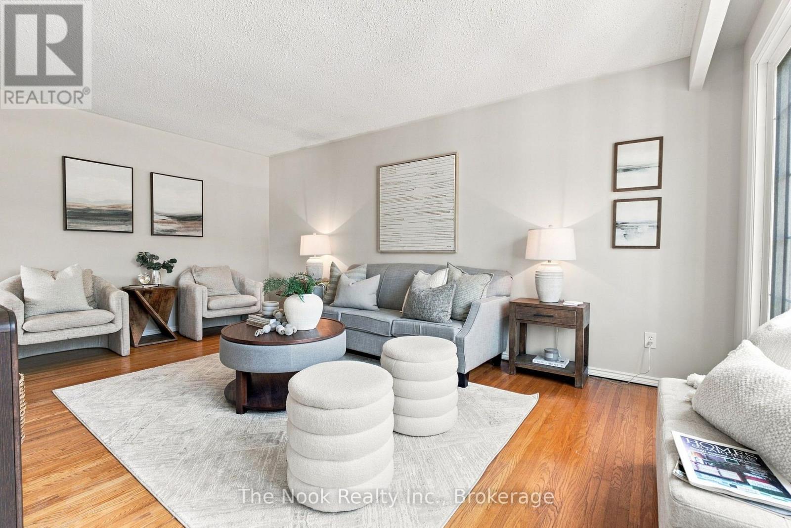 274 LABRADOR DRIVE - 5
