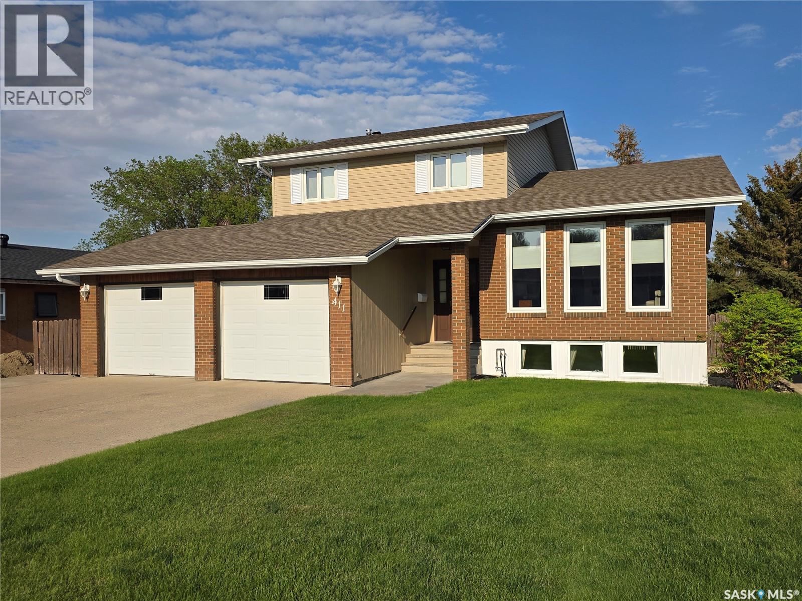 411 Milburn CRESCENT