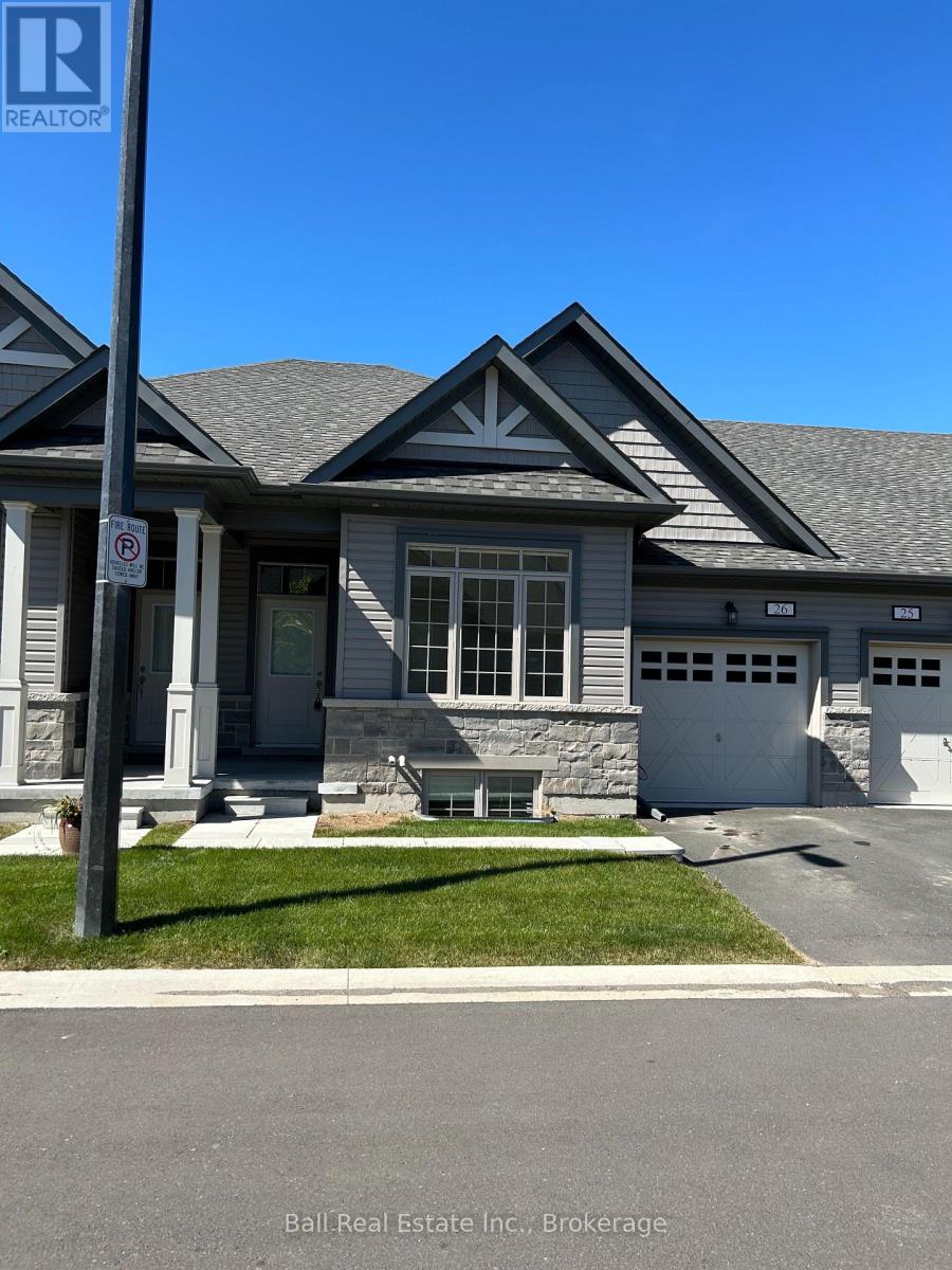 26 - 17 LAKEWOOD CRESCENT