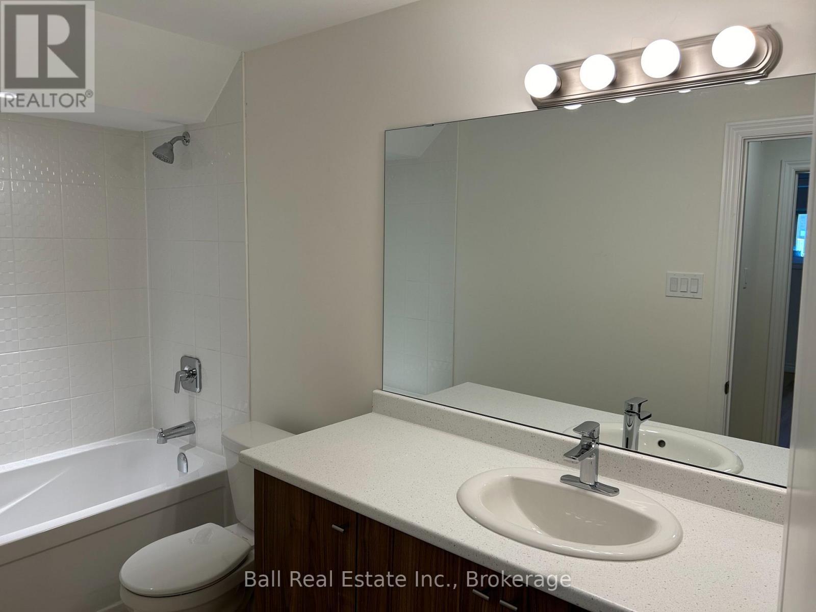 17 Lakewood Crescent — photo 20