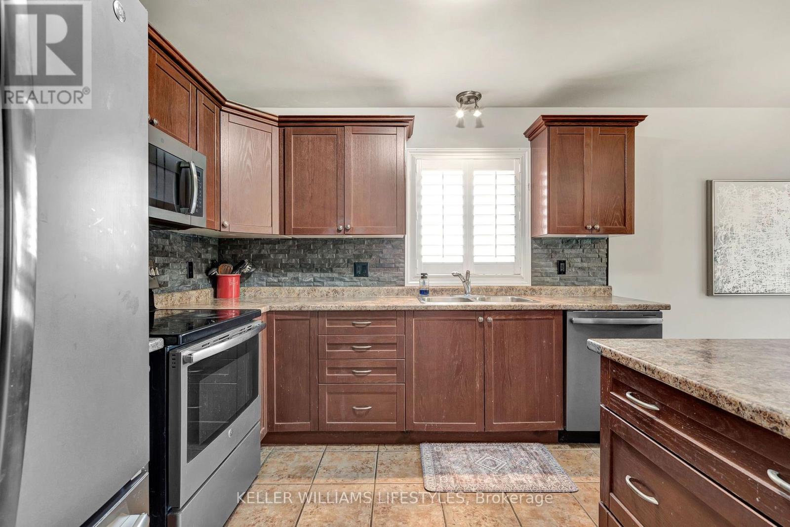 1726 ENNISMORE CRESCENT - Image 17