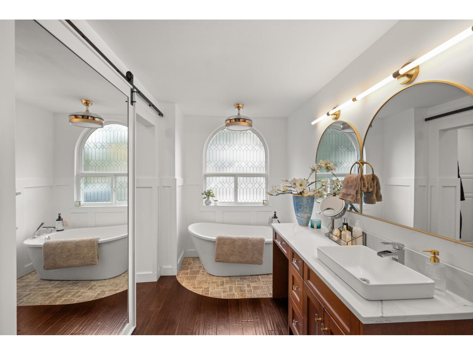 24244 60 AVENUE, Langley
