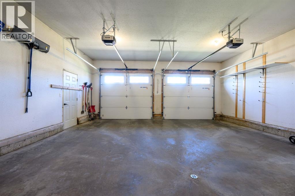 9435 Wedgwood Drive South - Image 36