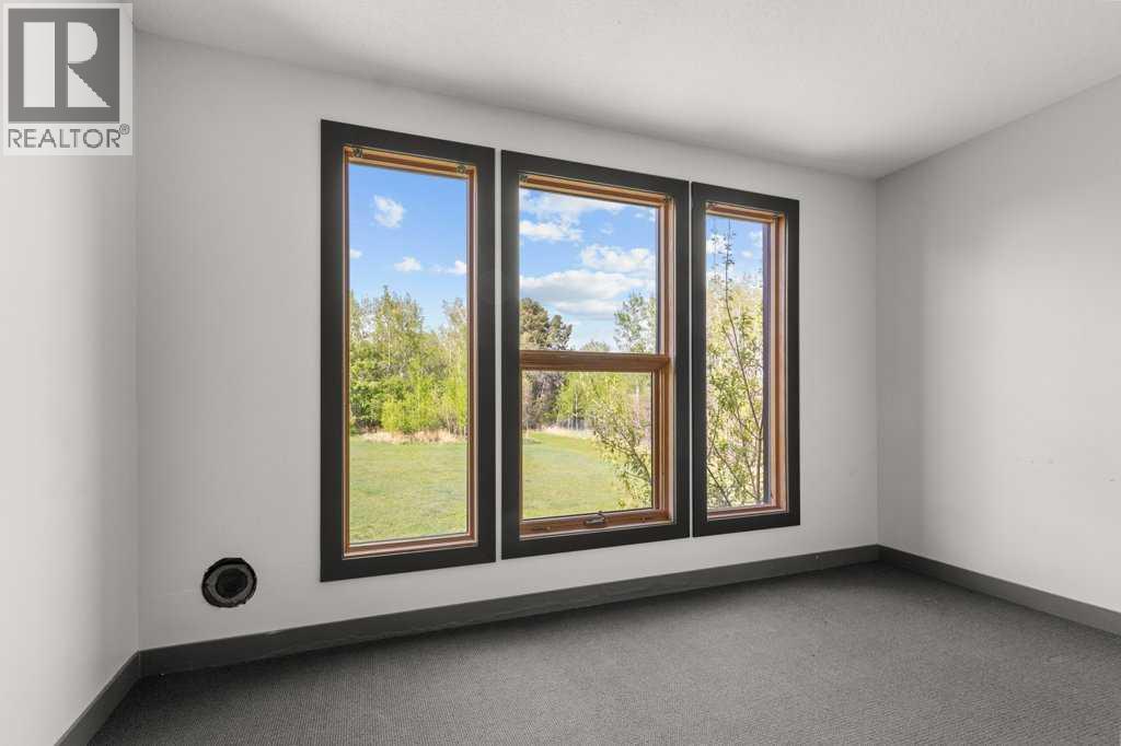 1810 25 Avenue - Image 35