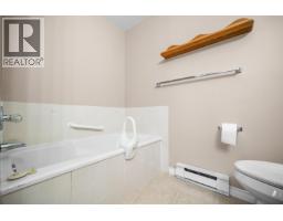 504 25 Richmond Street, New Westminster, BC V3L5P9 Photo 18