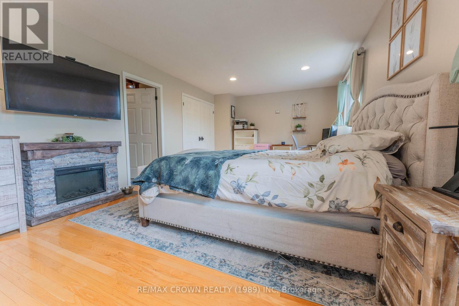 64 KIMBERLY DRIVE - Image 23