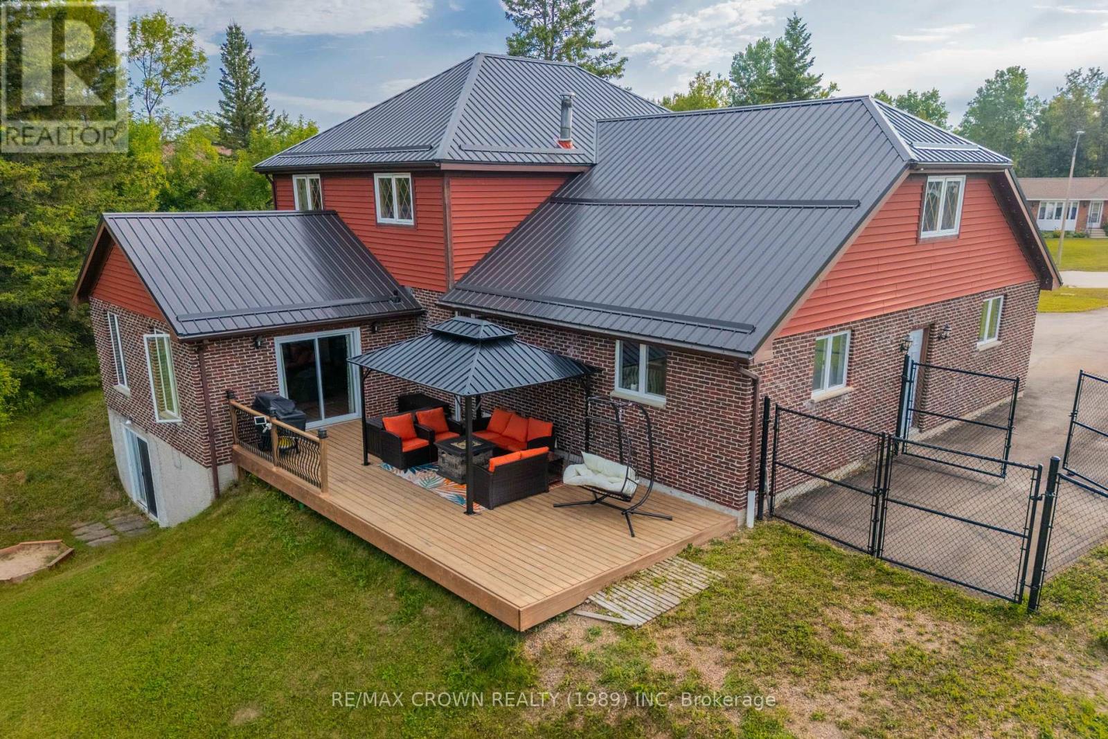 64 KIMBERLY DRIVE - Image 3