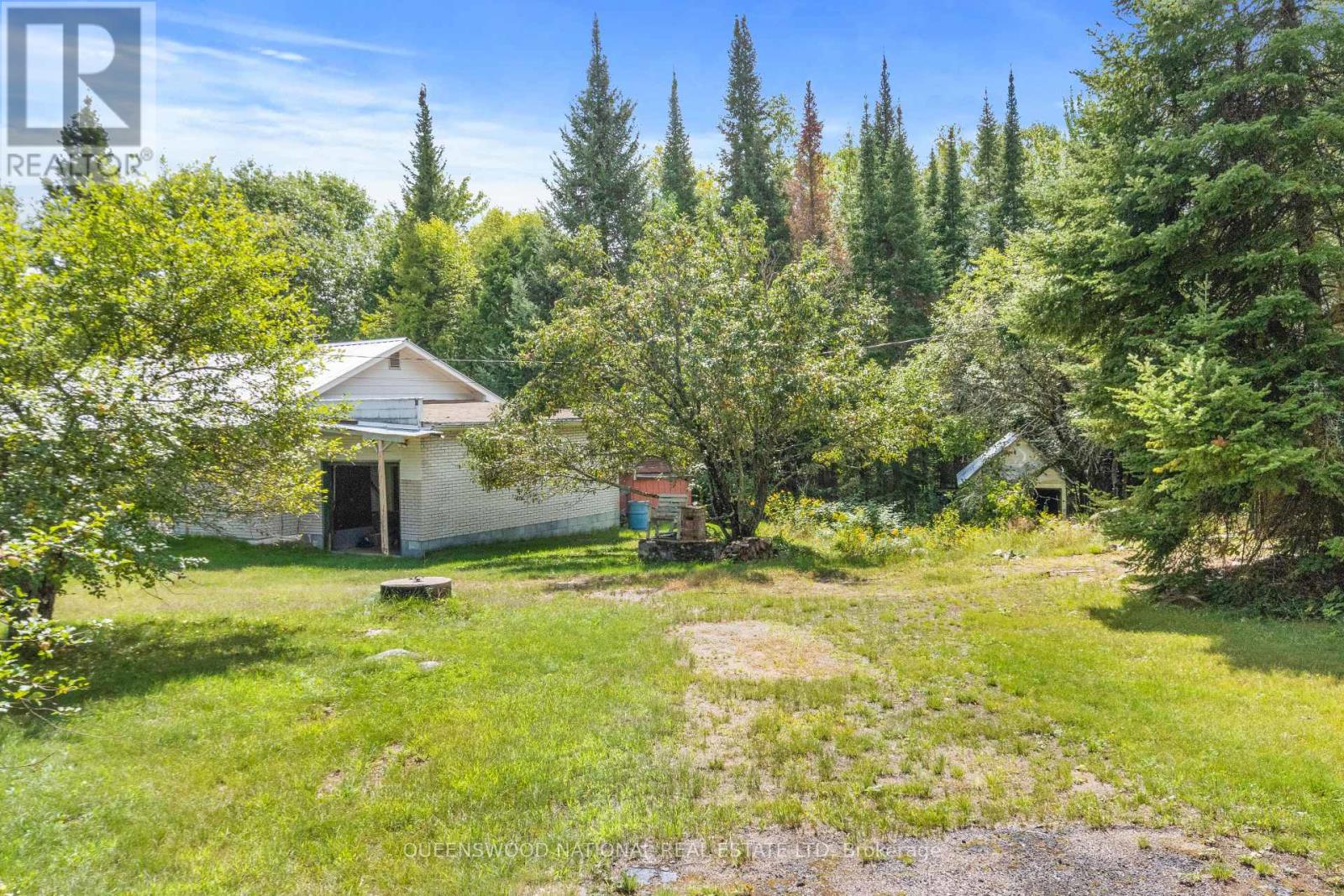 10A MCMASTER LAKE LANE - Image 24