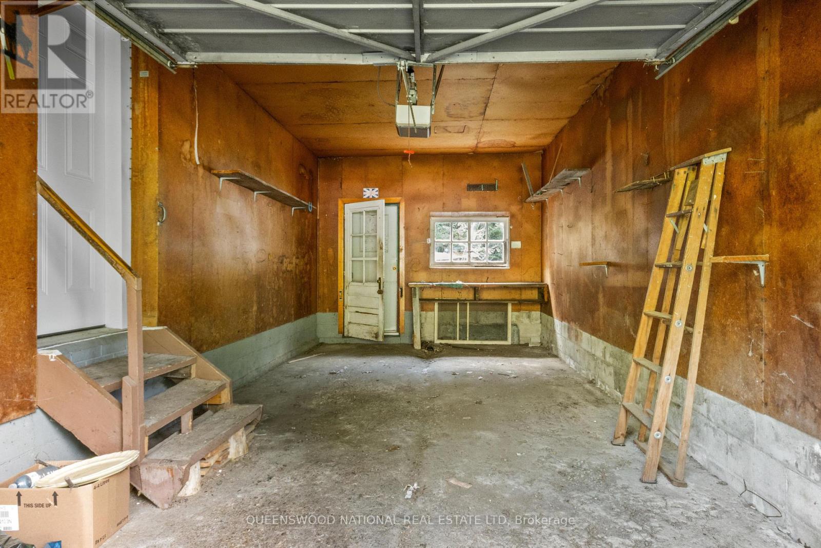 10A MCMASTER LAKE LANE - 28