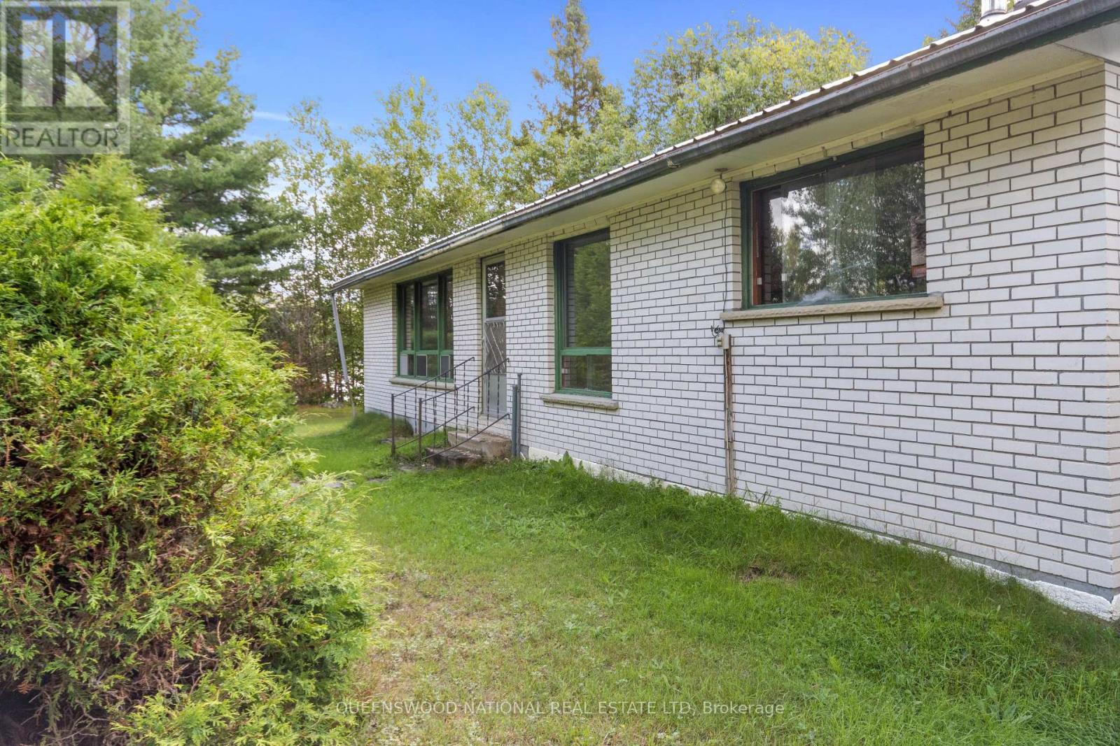 10A MCMASTER LAKE LANE - Image 3