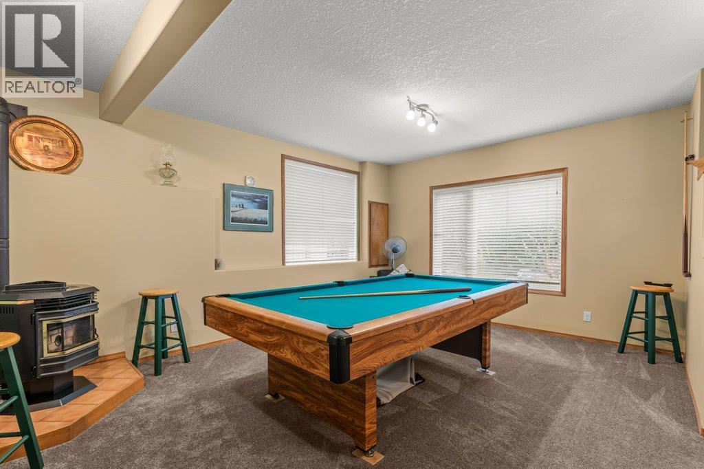 12 Old Town Road, Sicamous