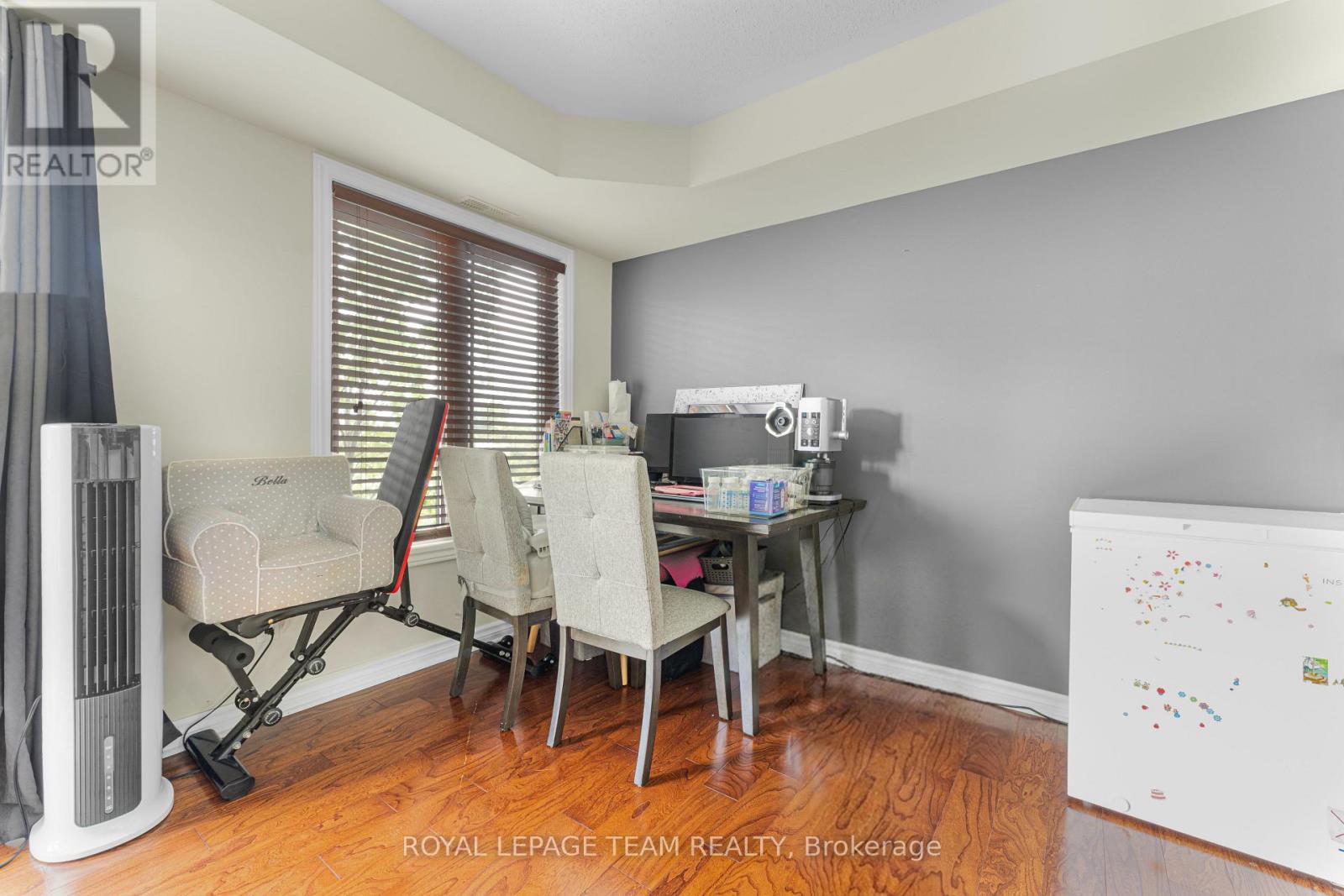 #6 313 CRESTHAVEN DRIVE - Image 12