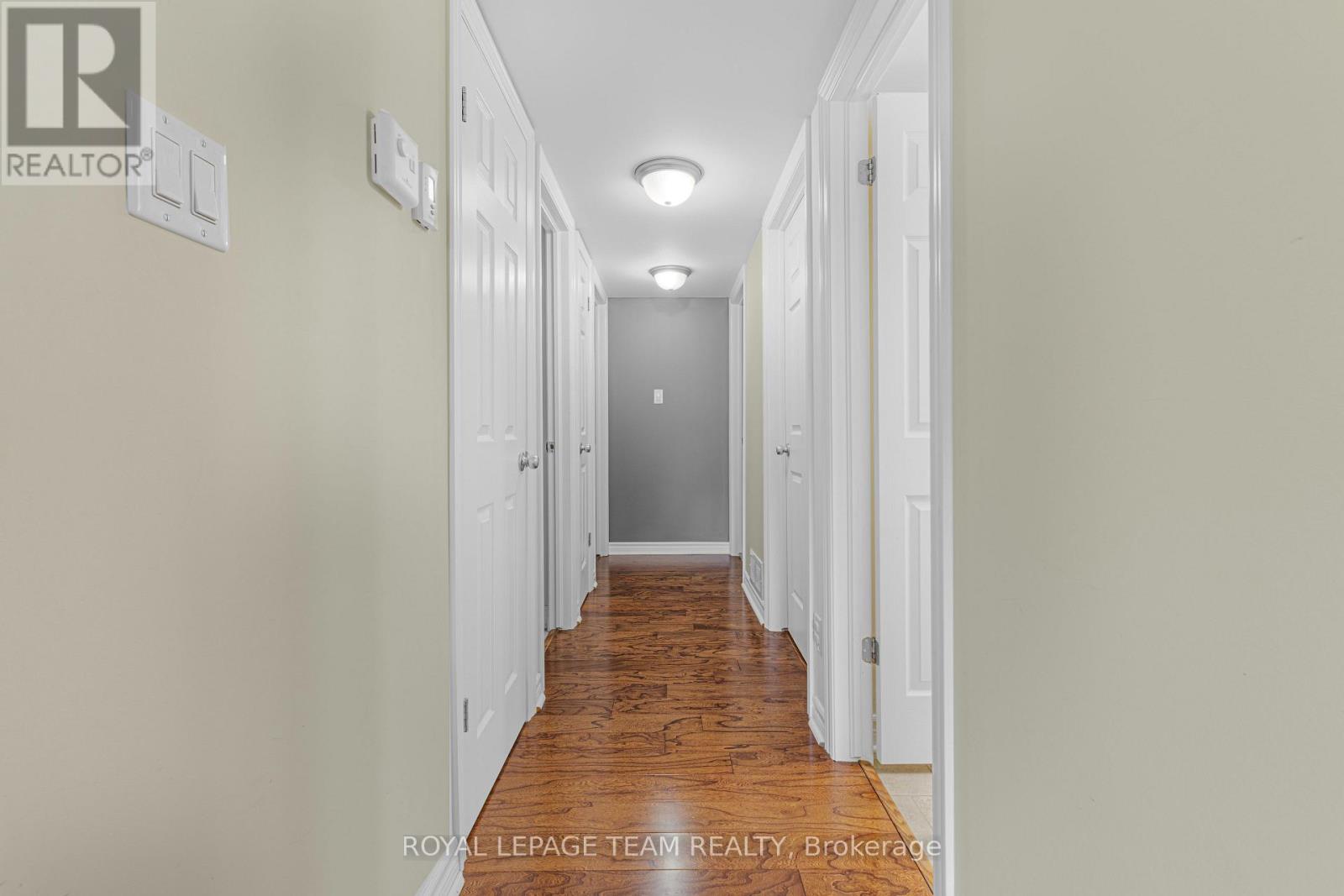 #6 313 CRESTHAVEN DRIVE - Image 14