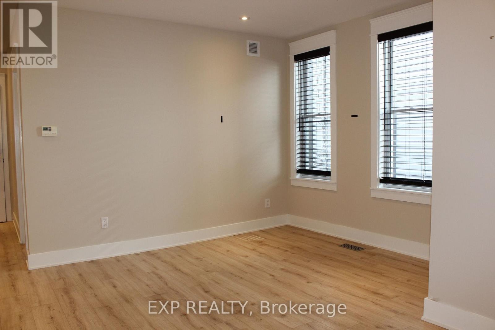 9 KENT STREET - Image 6