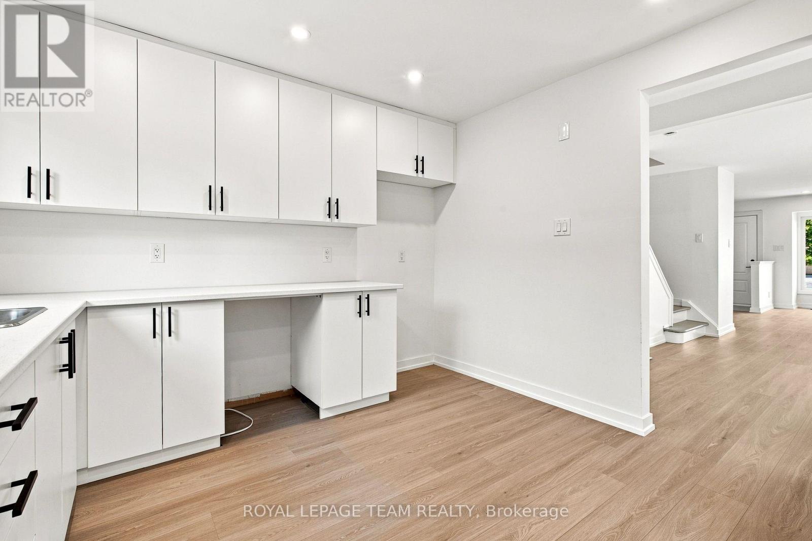 1001 MEADOWLANDS DRIVE - Image 7