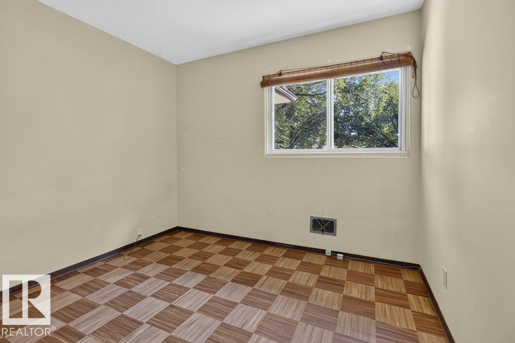 11852 55 ST NW - Image 22