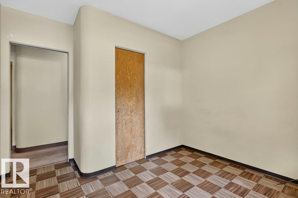 11852 55 ST NW - Image 23