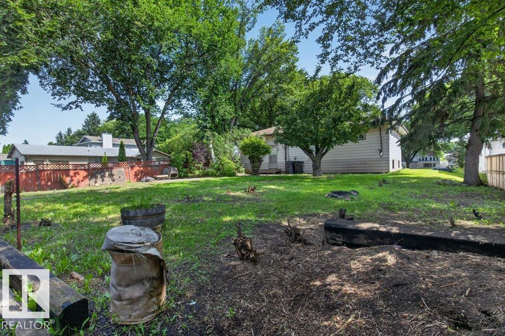 11852 55 ST NW - Image 37