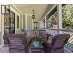 643 Southwood Dr, Highlands, BC V9B6R9 Photo 56