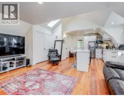 643 Southwood Dr, Highlands, BC V9B6R9 Photo 73