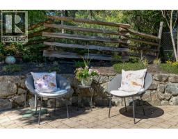 643 Southwood Dr, Highlands, BC V9B6R9 Photo 63