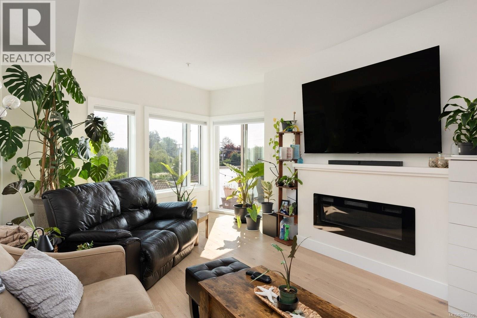 #306 7098 Wallace Dr - 5