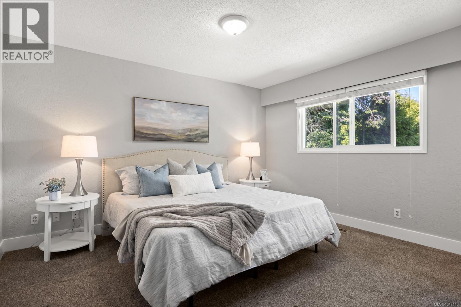 3944 Circle Dr - Image 22